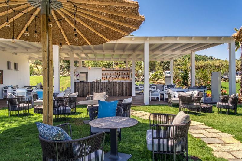 Cala Sinzias Resort - Bar