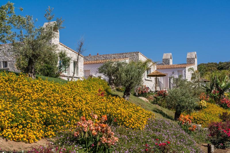 Cala Sinzias Resort - Genel
