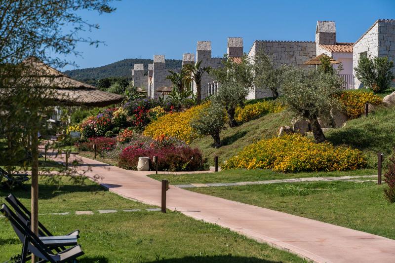 Cala Sinzias Resort - Genel