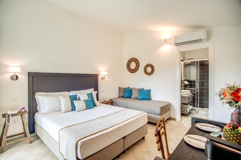 Cala Sinzias Resort - Oda