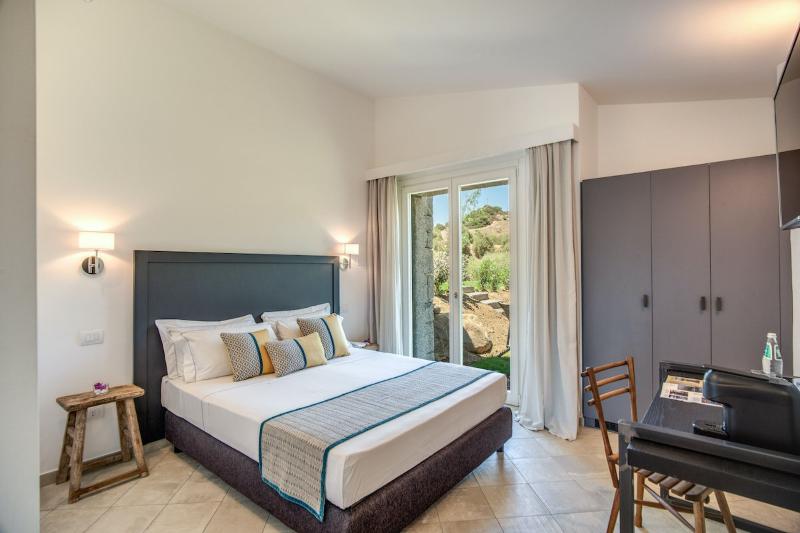 Cala Sinzias Resort - Oda