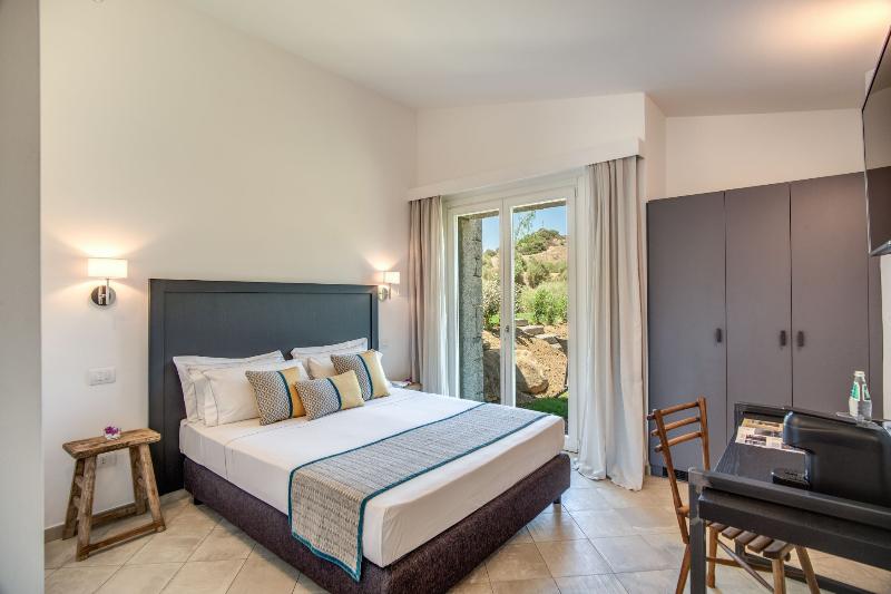 Cala Sinzias Resort - Oda