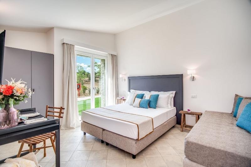 Cala Sinzias Resort - Oda