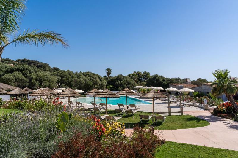 Cala Sinzias Resort - Havuz