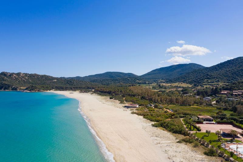 Cala Sinzias Resort - Plaj