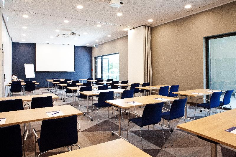 Holiday Inn Express Darmstadt - Toplantı