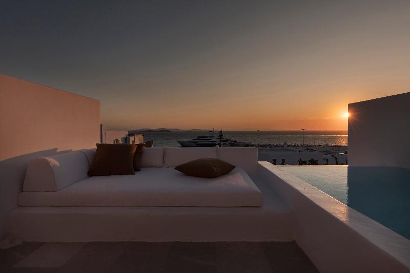 Porto Mykonos - Genel