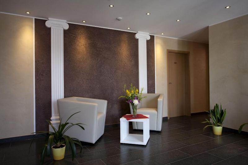 Hotel-Restaurant Haus Hubertus - Lobi
