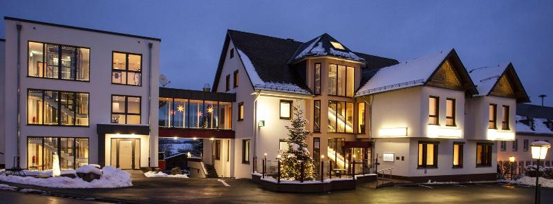 Hotel-Restaurant Haus Hubertus - Genel