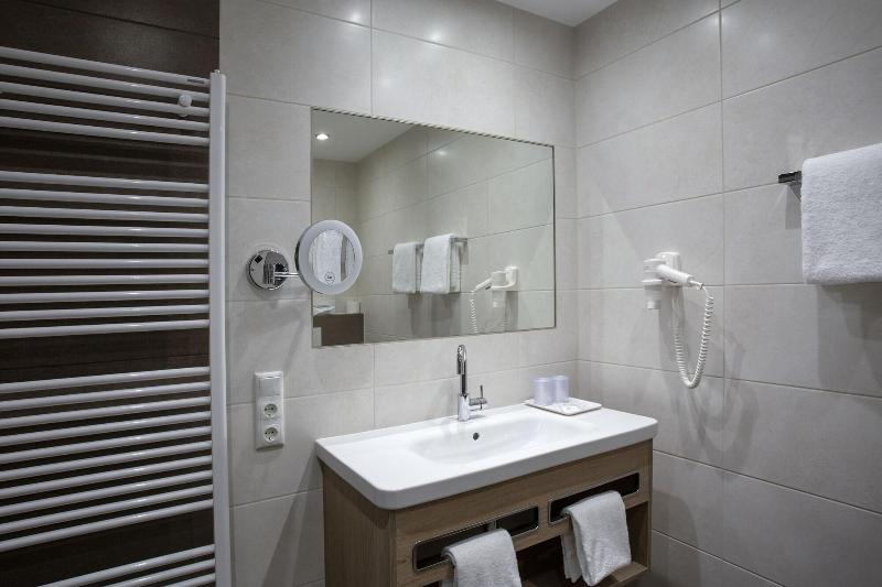 Hotel-Restaurant Haus Hubertus - Oda