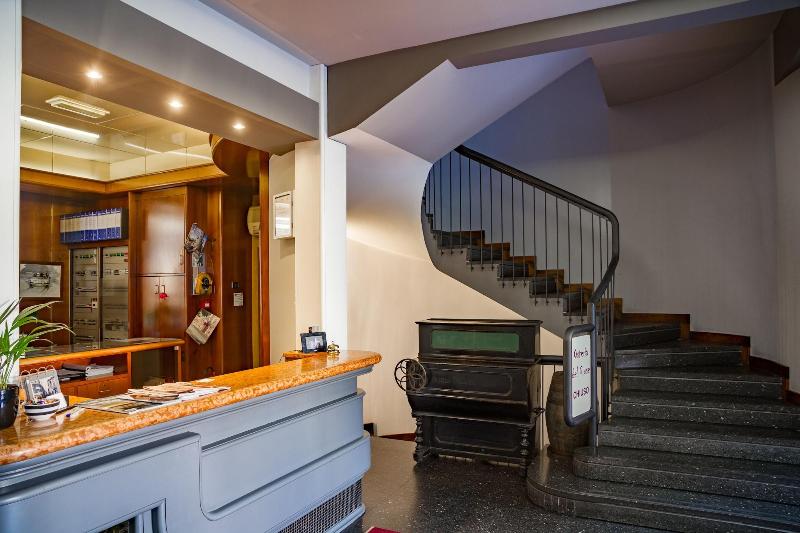 Hotel Italia - Lobi