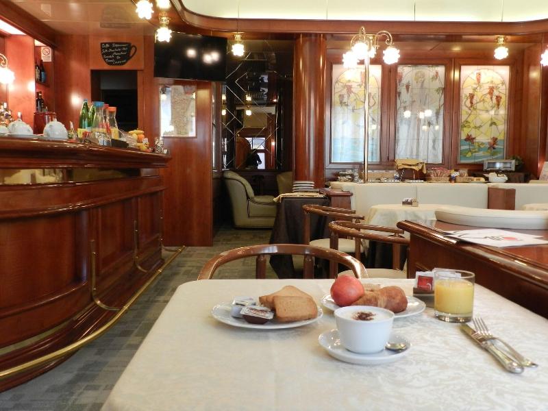 Hotel Italia - Restoran