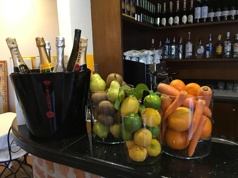 Hotel Don Carlo - Lobi