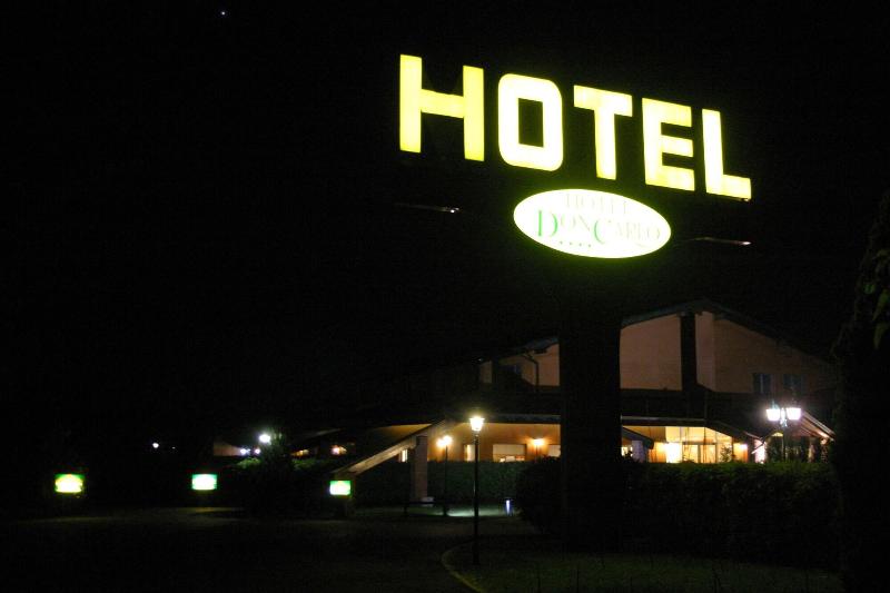Hotel Don Carlo - Genel