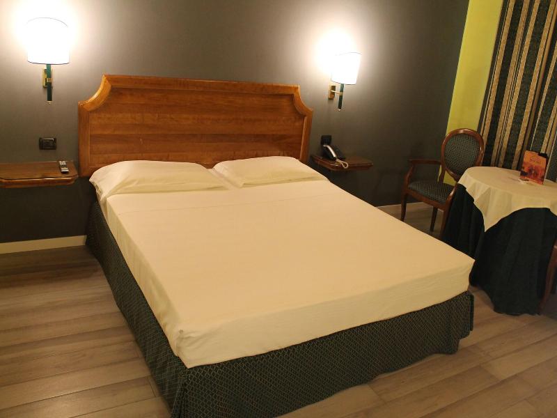Hotel Don Carlo - Oda
