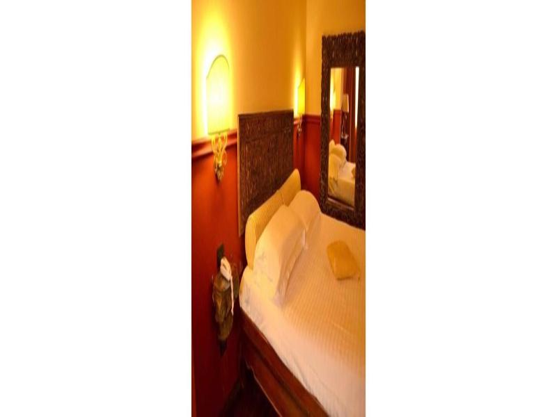 Hotel Don Carlo - Oda