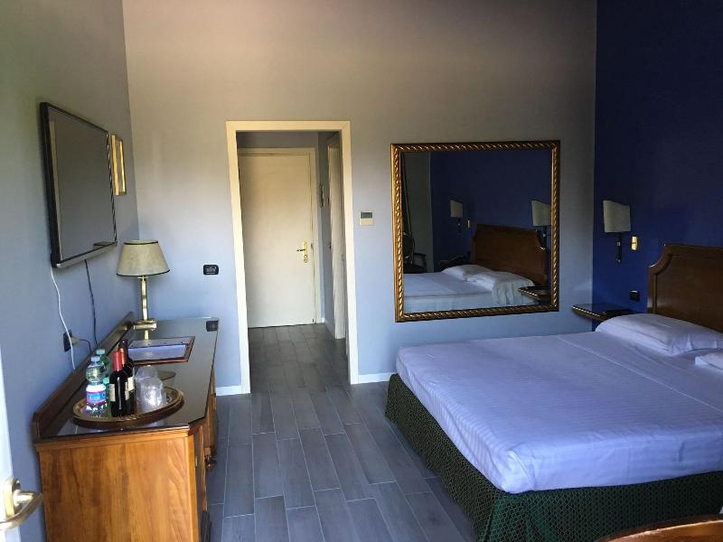 Hotel Don Carlo - Oda