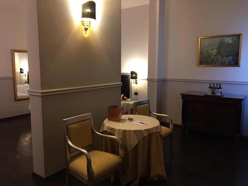 Hotel Don Carlo - Oda