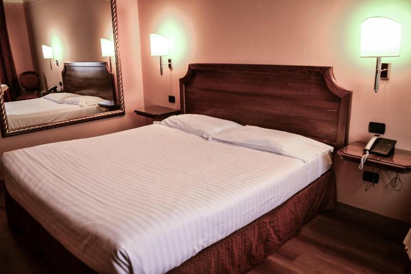 Hotel Don Carlo - Oda