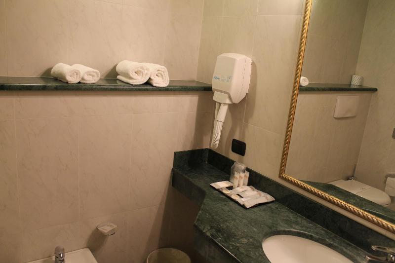 Hotel Don Carlo - Oda