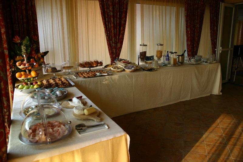 Hotel Don Carlo - Restoran
