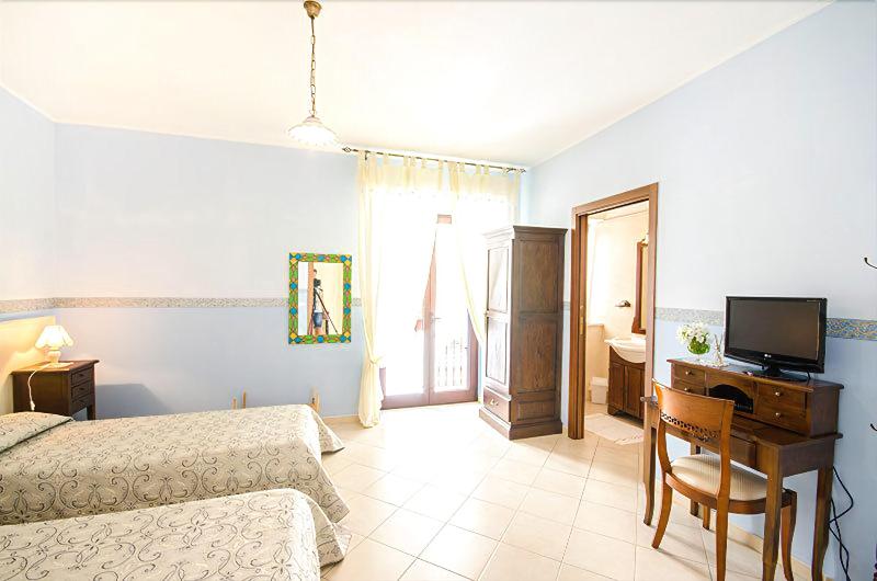 Iris Bed And Breakfast - Oda