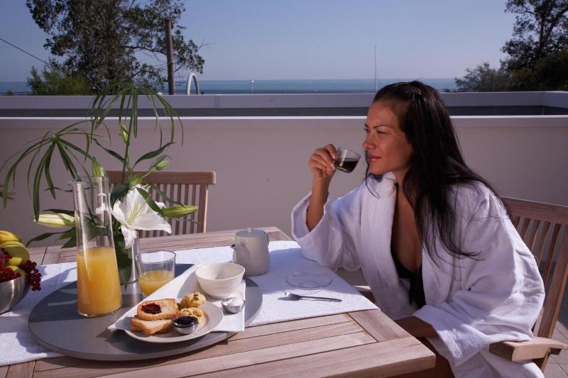 Noha Suite Hotel - Oda