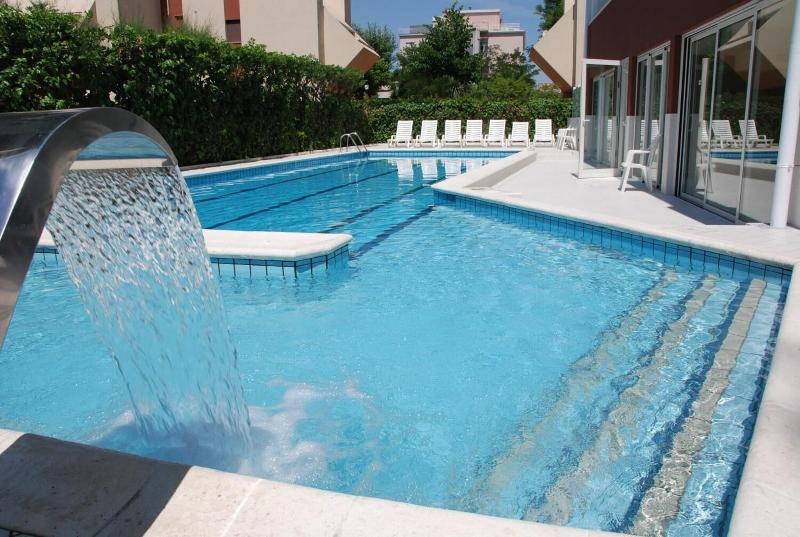 Noha Suite Hotel - Havuz