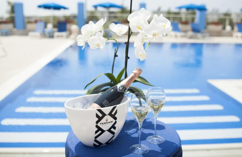 Club Azzurro Hotel Resort - Havuz
