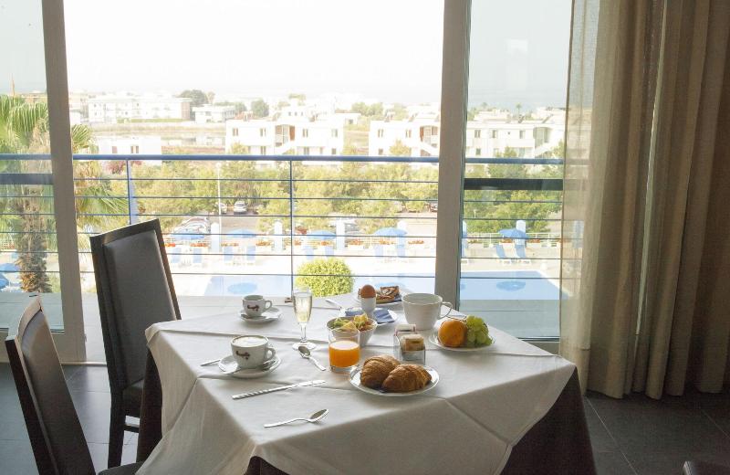 Club Azzurro Hotel Resort - Restoran