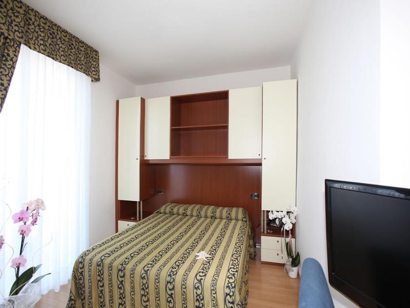 Hotel Santiago - Oda