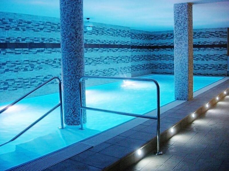 Albergo Punta Zerbion - Havuz