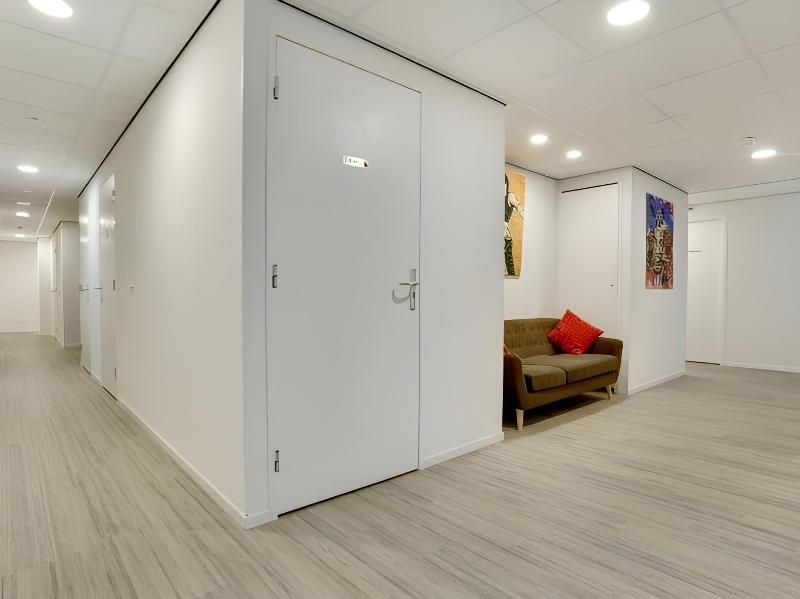 Dutchies Hostel - Genel
