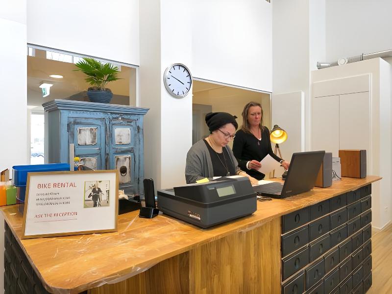 Dutchies Hostel - Genel