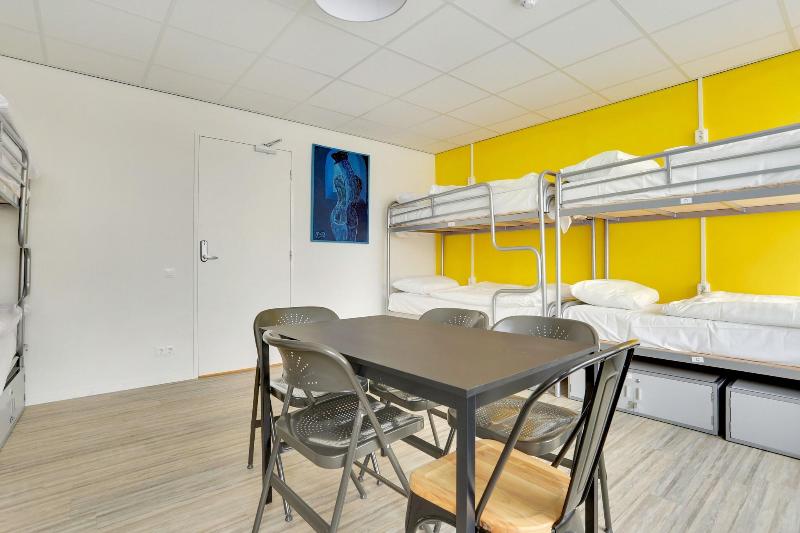 Dutchies Hostel - Oda