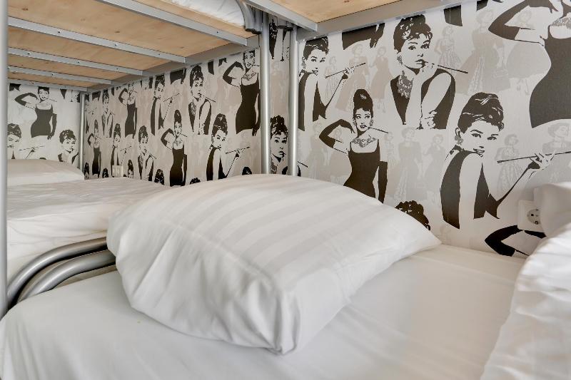 Dutchies Hostel - Oda
