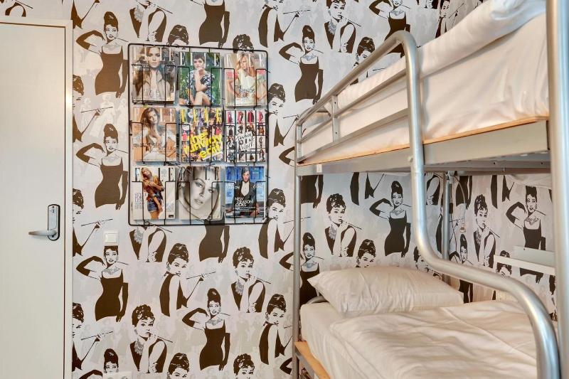 Dutchies Hostel - Oda