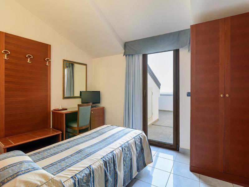 Hotel Serenella - Genel