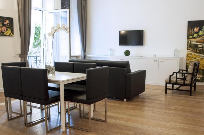 Lhp Suite Chiaia - Genel