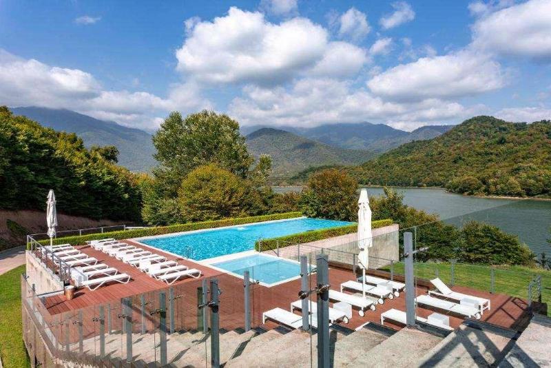 Kvareli Lake Resort - Havuz