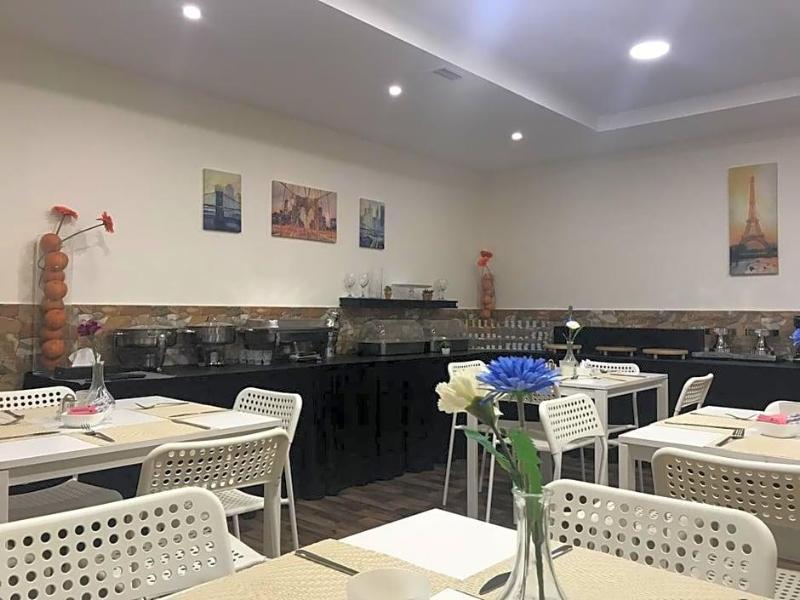 Almond Hotel Apartments - Genel
