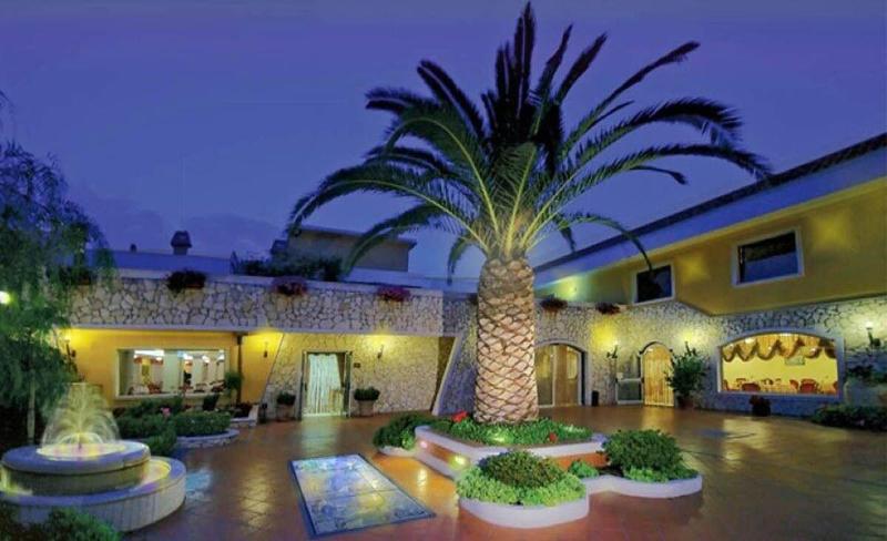 Yellow Park Hotel Restaurant - Genel