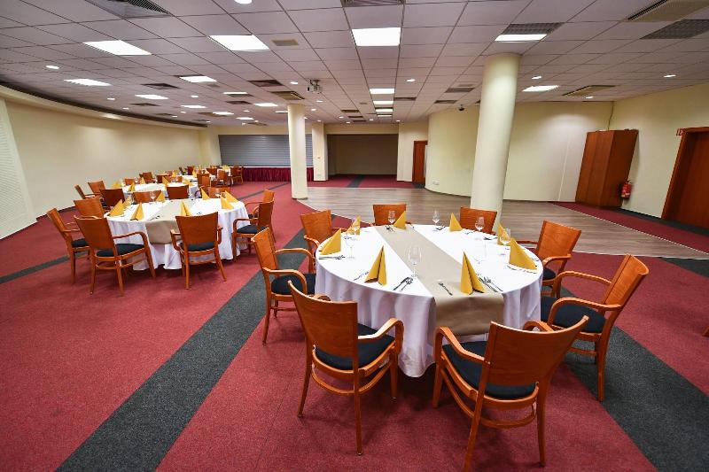 Hotel Jana - Toplantı