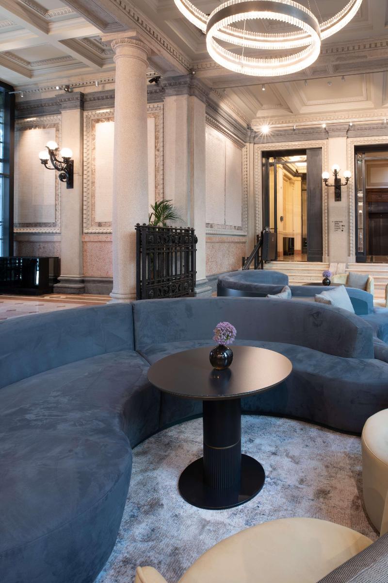 Radisson Collection Palazzo Touring Club Milan - Lobi