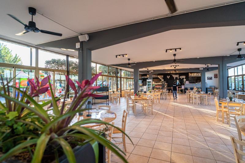 Club del Sole Pini Beach Village - Restoran