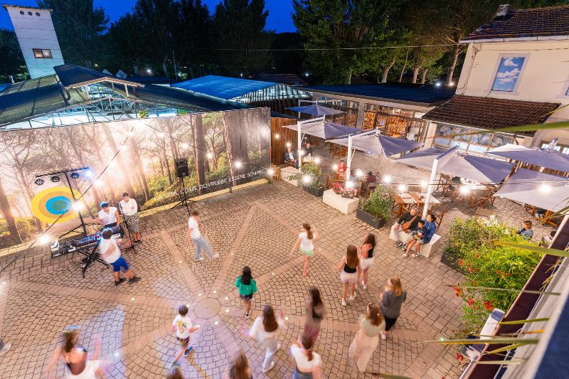 Club del Sole Viareggio Family Collection - Genel