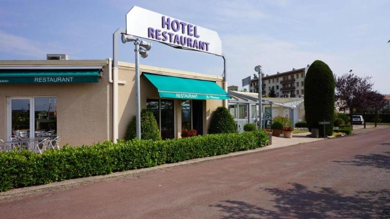Hotel Restaurant Charme En Beaujolais - Genel