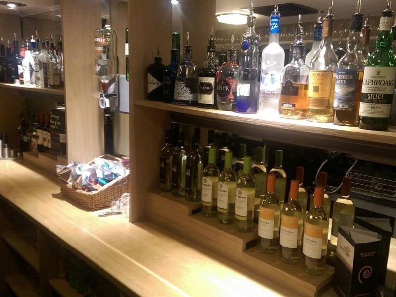 Wheatsheaf - Bar