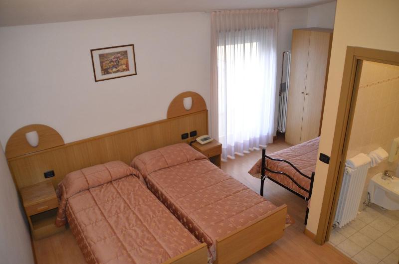 Hotel Shangri-La - Oda