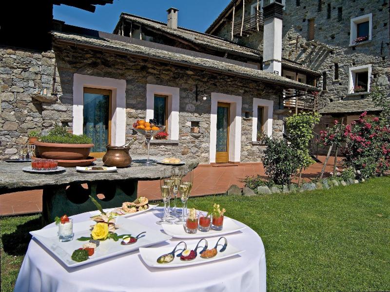 La Brace Hotel & Restaurant - Restoran